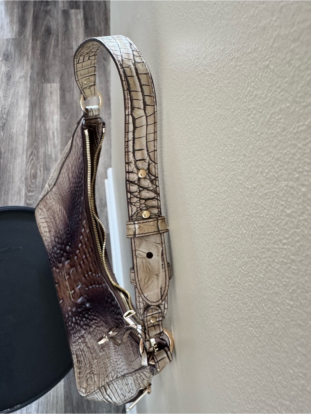 Brown Brahmin Medium Satchel - Picture 5 of 7